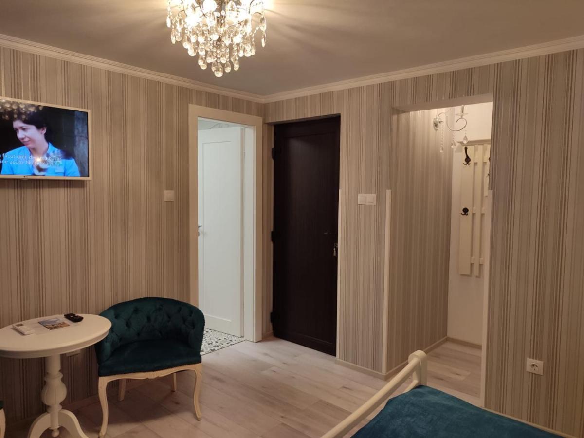 ホテル Casa Alina デヴァ エクステリア 写真