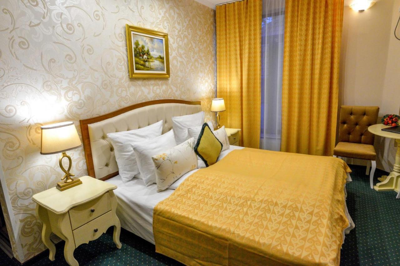 ホテル Casa Alina デヴァ エクステリア 写真